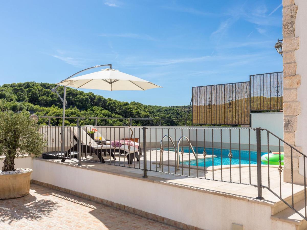 Luxurious Villa In Selca With Pool מראה חיצוני תמונה