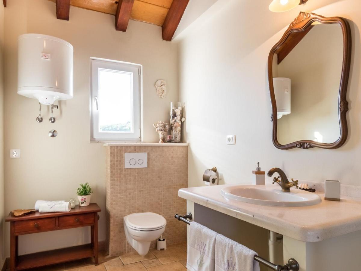 Luxurious Villa In Selca With Pool מראה חיצוני תמונה
